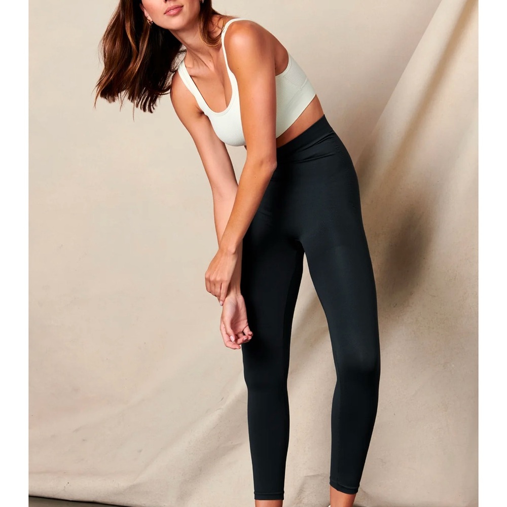 Super high waisted postpartum leggings